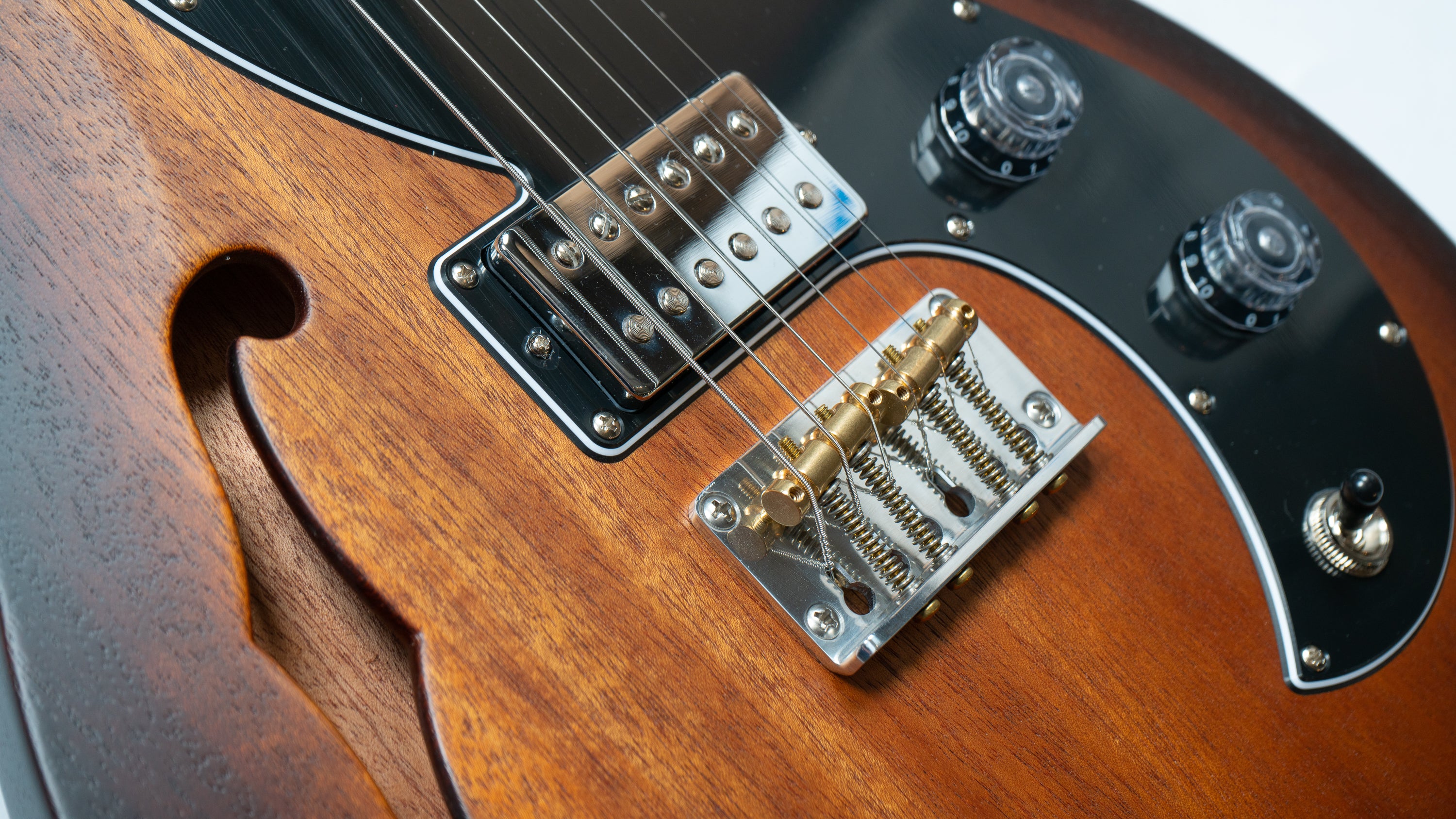 PRS S2 Vela Semi-Hollow - McCarty Tobacco Sunburst Satin Nitro